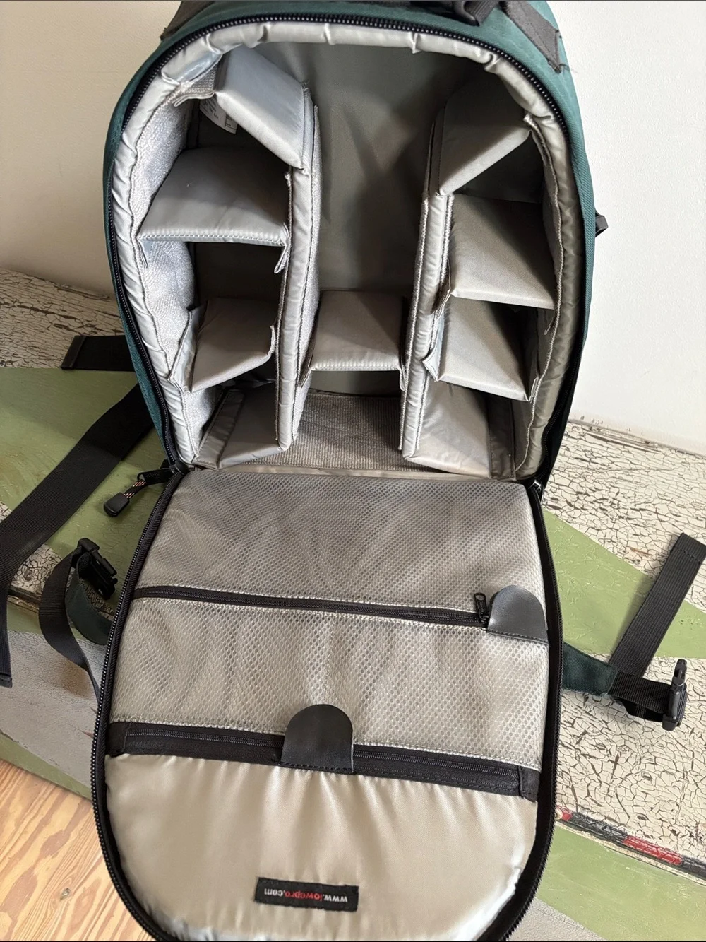 Lowepro Mini Trekker Camera Backpack Padded DSLR SLR Equipment Bag Green & Black